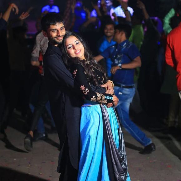 Meet your Posher, Shreyash - Picture 1 of 1